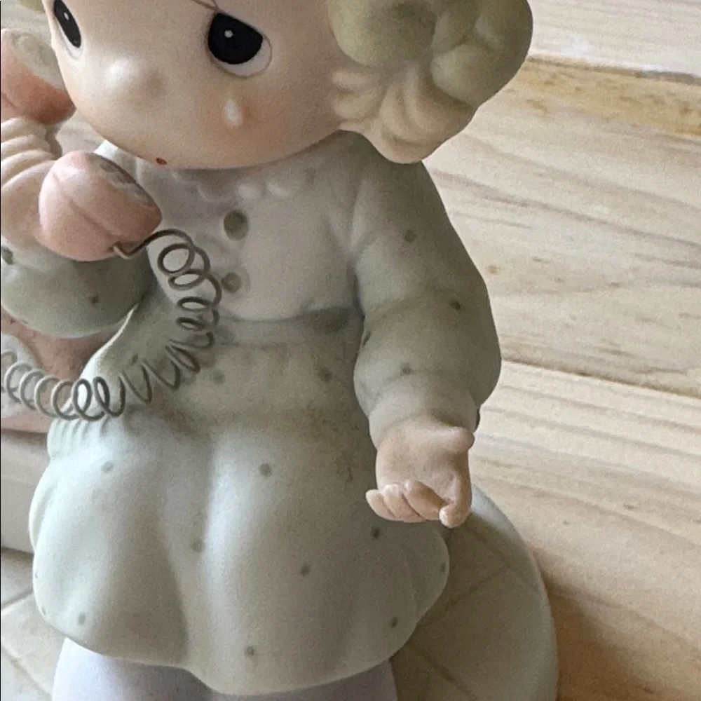 Precious Moments Porcelain Figurine “Tell It To Jesus” Model #521477